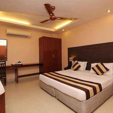 Hotel Kyron Delhi  Exterior foto